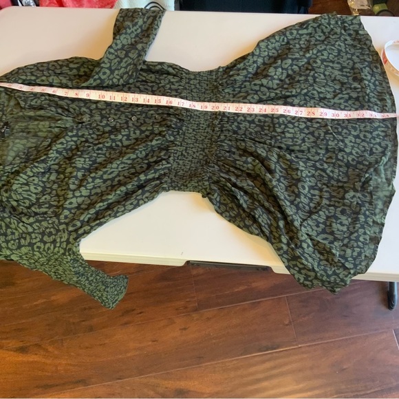 Rails Jasmine Olive Batik Cheetah long sleeve smocked waist dress Size S - Picture 8 of 11